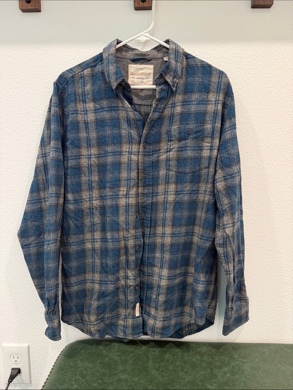 Weatherproof Blue and Gray Plaid Men's Button-Down Shirt